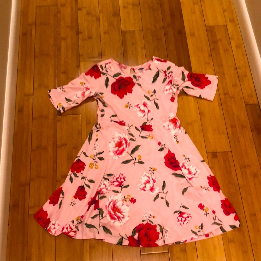 Brand new super cute floral dress